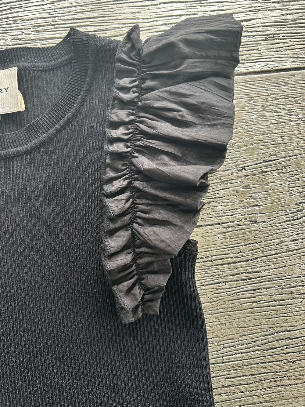 INDUSTRY Black Ruffle Shoulder Ribbed Tank - Picture 3 of 8
